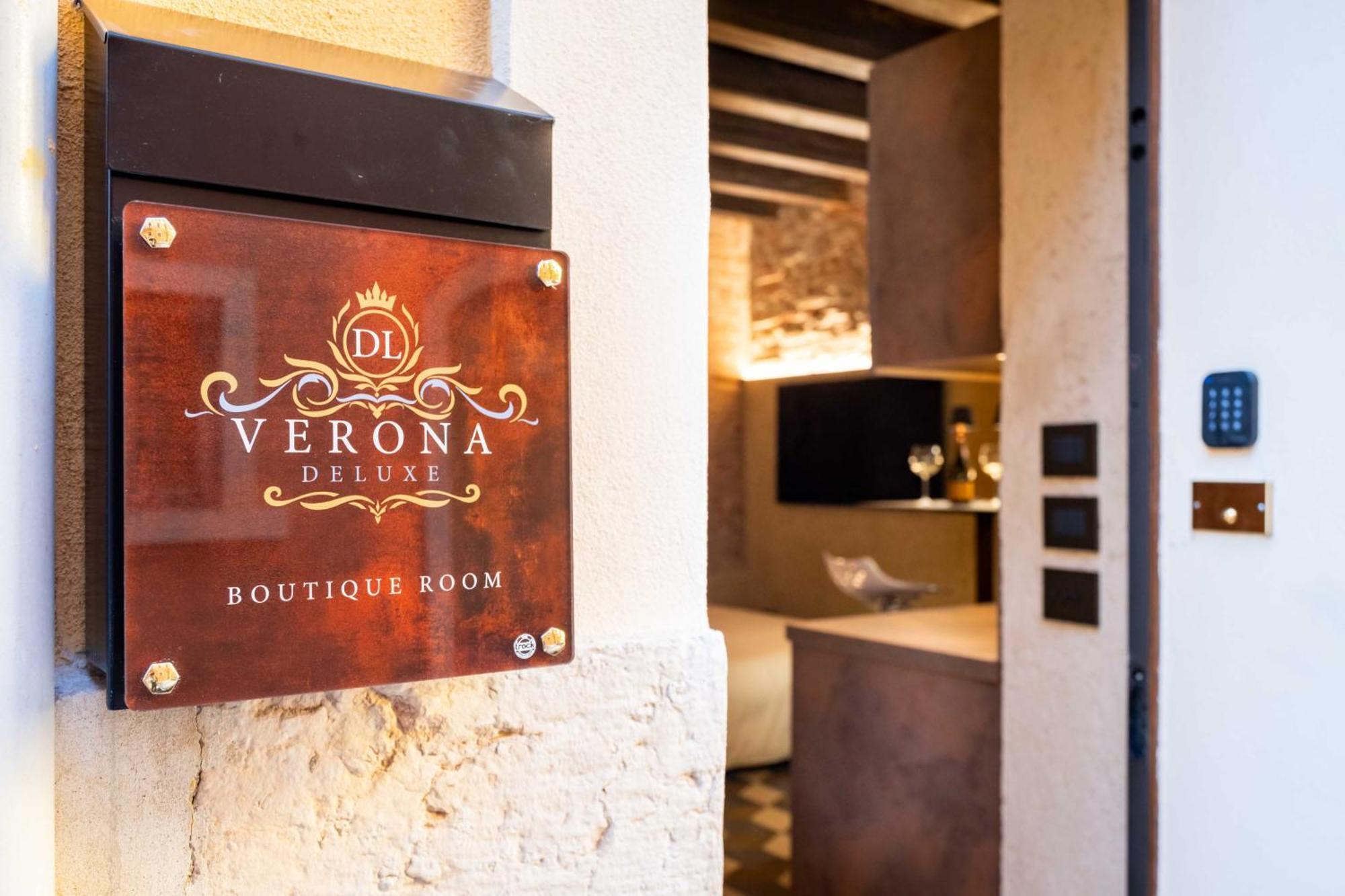 Verona Deluxe Boutique Room Exteriör bild